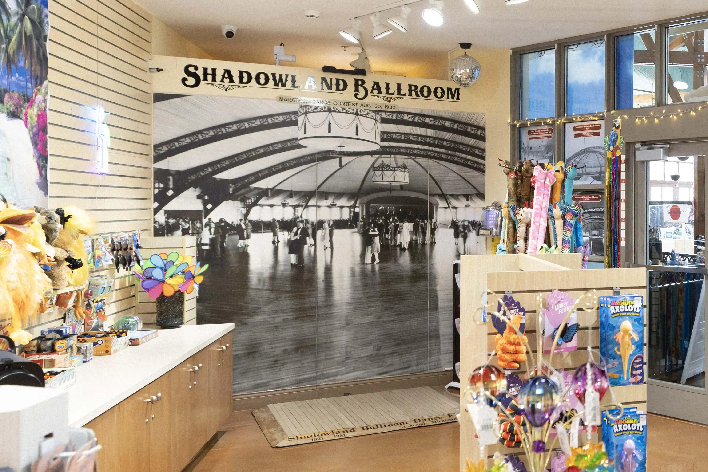 Shadowland Ballroom photo-op